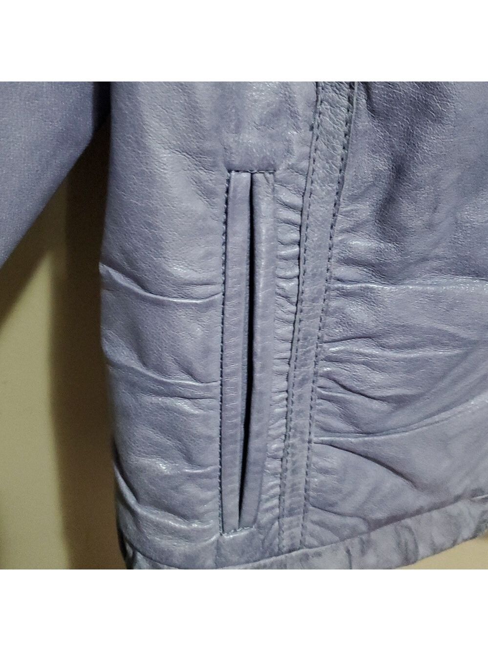 Danier Leather Lavender Jacket - Picture 5 of 10